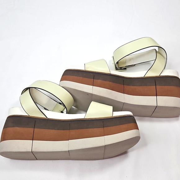 Naked Feet Cream and Brown Platform Sandals Sz 9.5 - Picture 6 of 7